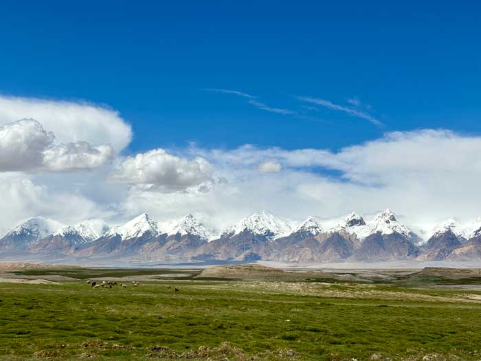 4 Days Kashgar - Tashkurgan - Pamier Highway- panlong ancient road Classic Tour